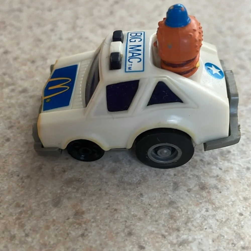 VTG McDonald's Happy Meal Big Mac police car toy White and Blue pullback moves